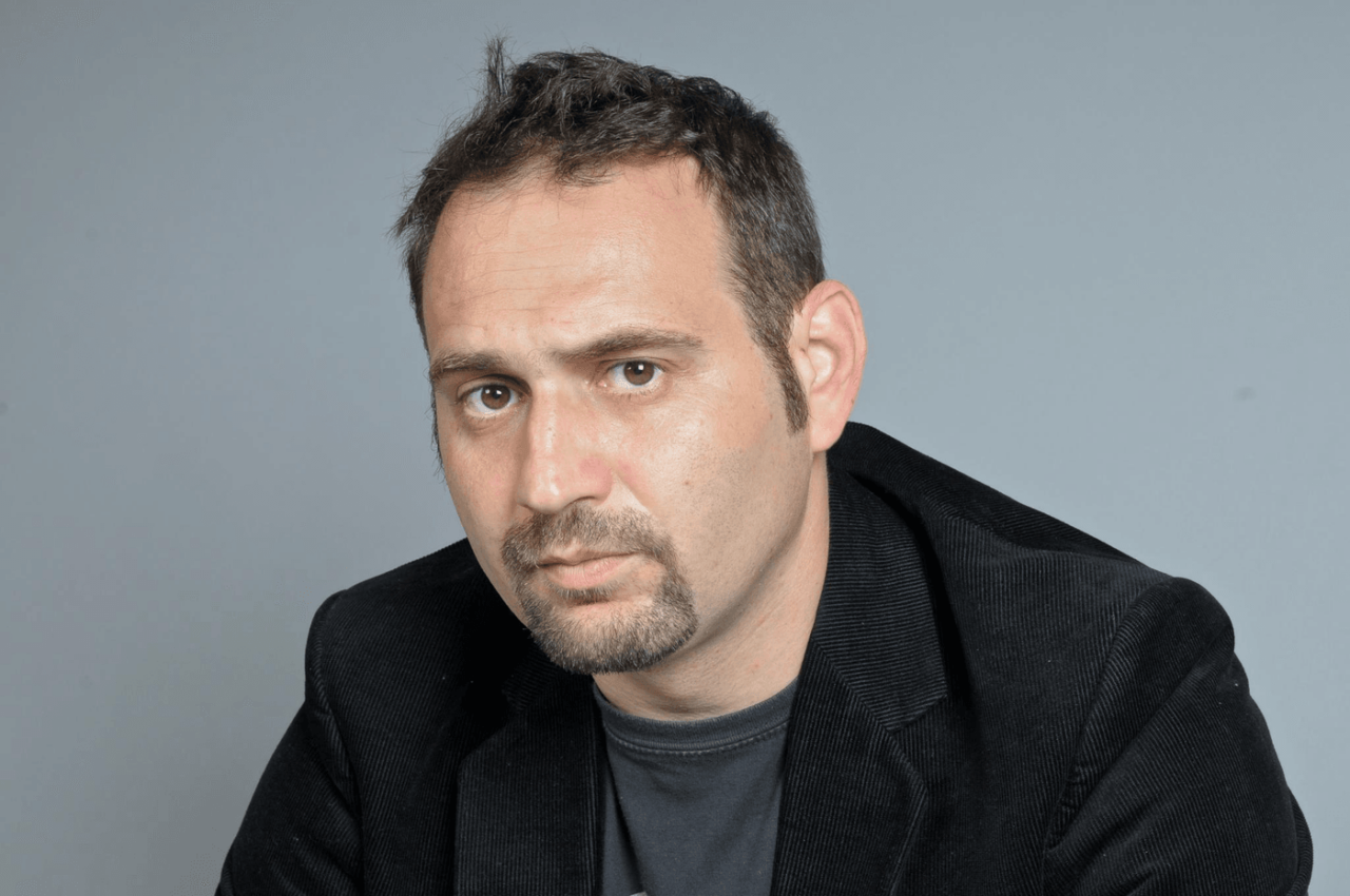 Adrian Văncică: „Derapajele lui Călin Georgescu, mai mari decât tâmpeniile pe care eu le inventam pentru personajele serialului”