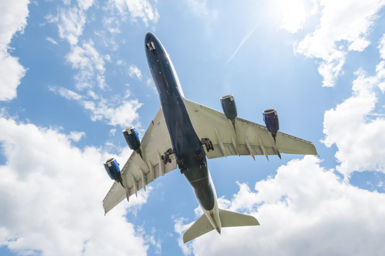 BoardingPass: Mai multe avioane cu destinația București așteaptă în aer din cauza vizibilității reduse. Unde vor ateriza aeronavele