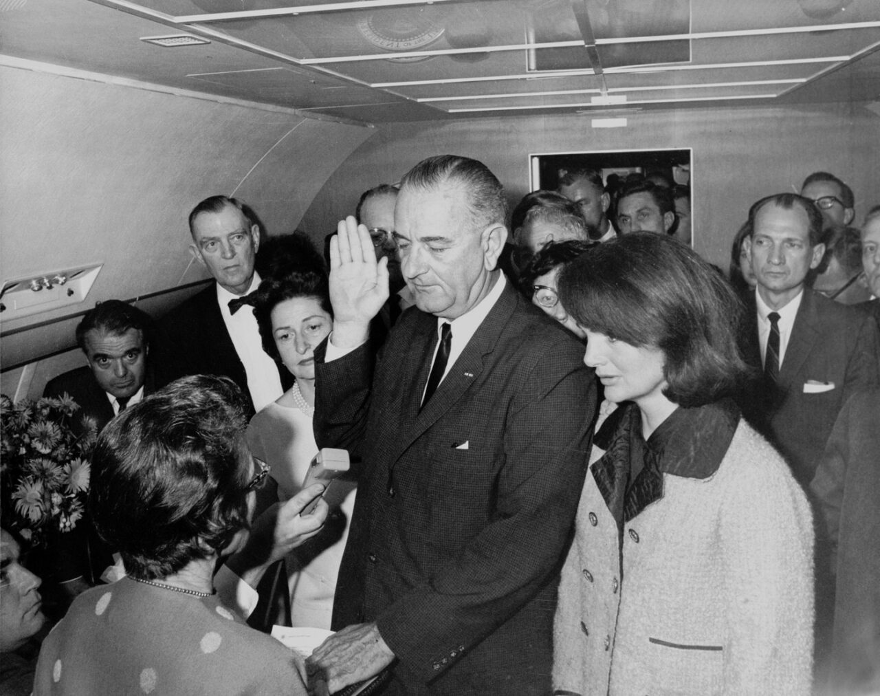 Cine a fost președintele american care a depus jurământul într-o ceremonie organizată în AIR FORCE ONE