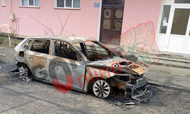 „Terorism politic în Oltenia”. Mașina unui consilier local USR  Gorj a fost incendiată în fața blocului