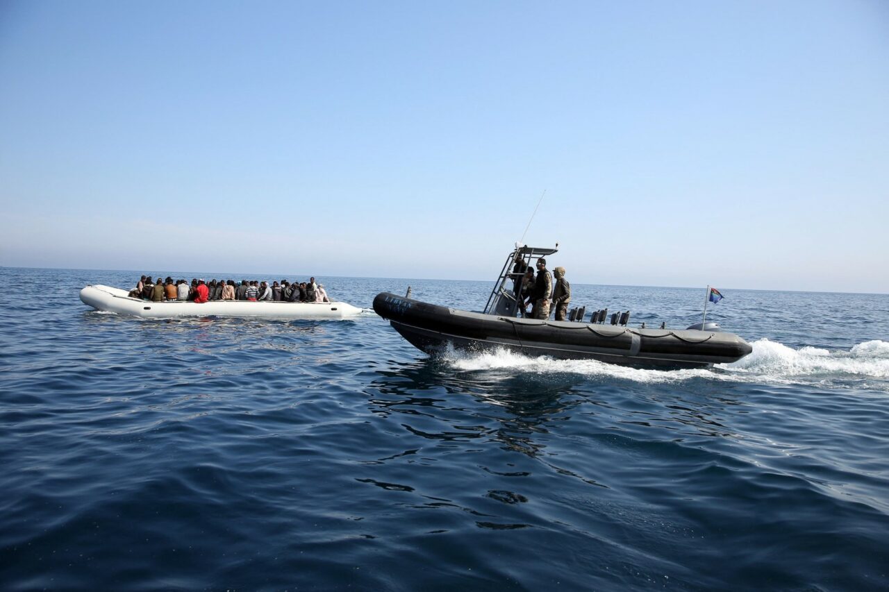 Frontex: Numărul migranților care au intrat în Uniunea Europeană pe rute nereglementate, cu 38% mai MIC în 2024