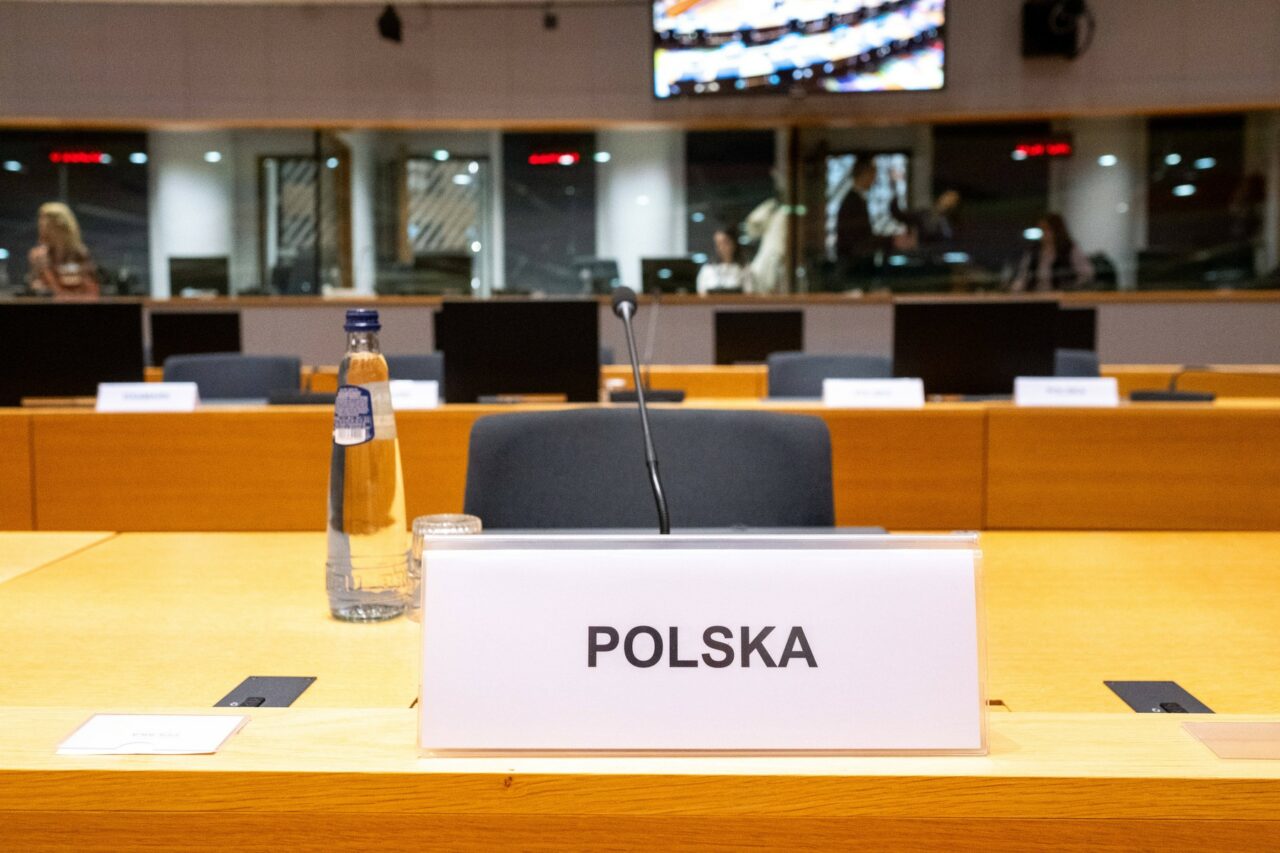 Data alegerilor prezidențiale din Polonia, stabilită pentru 18 mai. Lege și Justiție propune „un polonez OBIȘNUIT” vs. „candidatul ELITELOR”