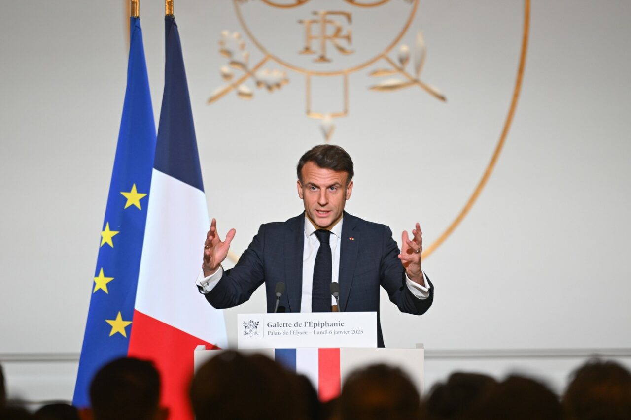 Emmanuel Macron cere ca Ucraina să aibă așteptări „REALISTE” în ceea ce privește viitorul. Ce spune despre alegerile din România