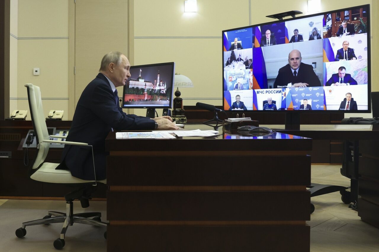 PUTIN va discuta cu președintele CHINEI, în contextul tensiunilor cu Occidentul /Zelenski speră că va primi în continuare asistență militară