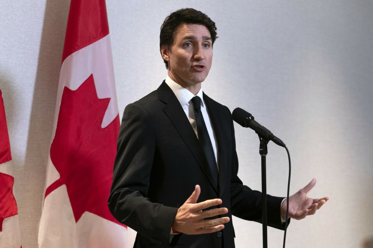 Justin TRUDEAU face referire la cetățenii americani în privința declarațiilor recente ale lui Donald Trump. Ce spune acesta