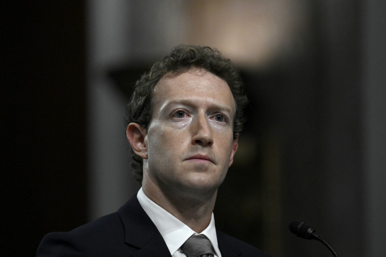 Mark Zuckerberg pune punct programului de DIVERSITATE la compania Meta: Tampoanele din toaletele pentru bărbați, ELIMINATE