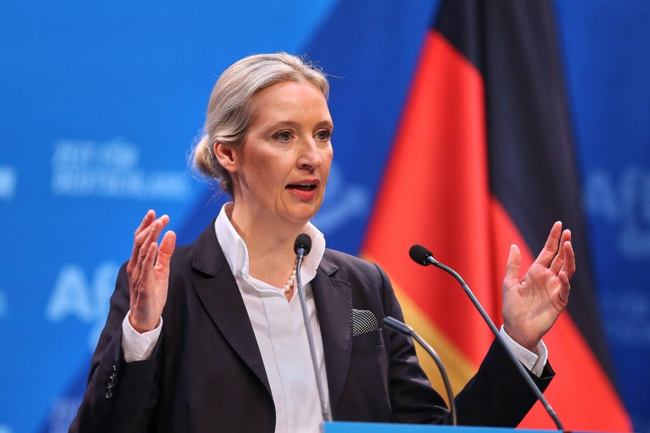 Cine este Alice Weidel, lidera partidului de EXTREMĂ DREAPTA din Germania: „Frunza de smochin perfectă”