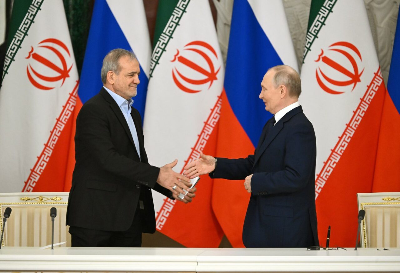 Îngrijorări MARI, dar noul parteneriat strategic Rusia-Iran nu aduce NIMIC NOU. „Apărarea reciprocă nu a fost oficializată”