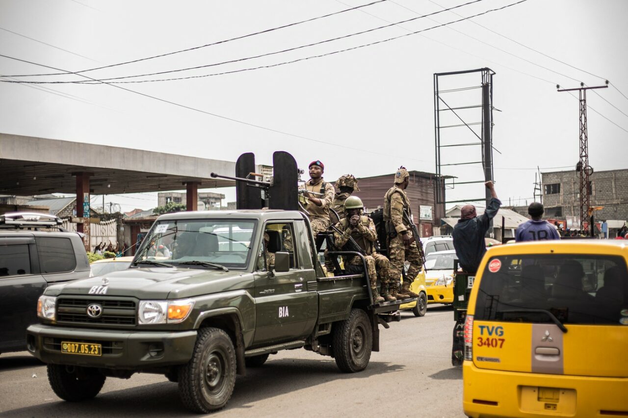 Focuri de armă în Goma după ce rebelii au revendicat orașul. Sute de mercenari ROMÂNI, atacați de gruparea M23, blocați în provincia Nord-Kivu
