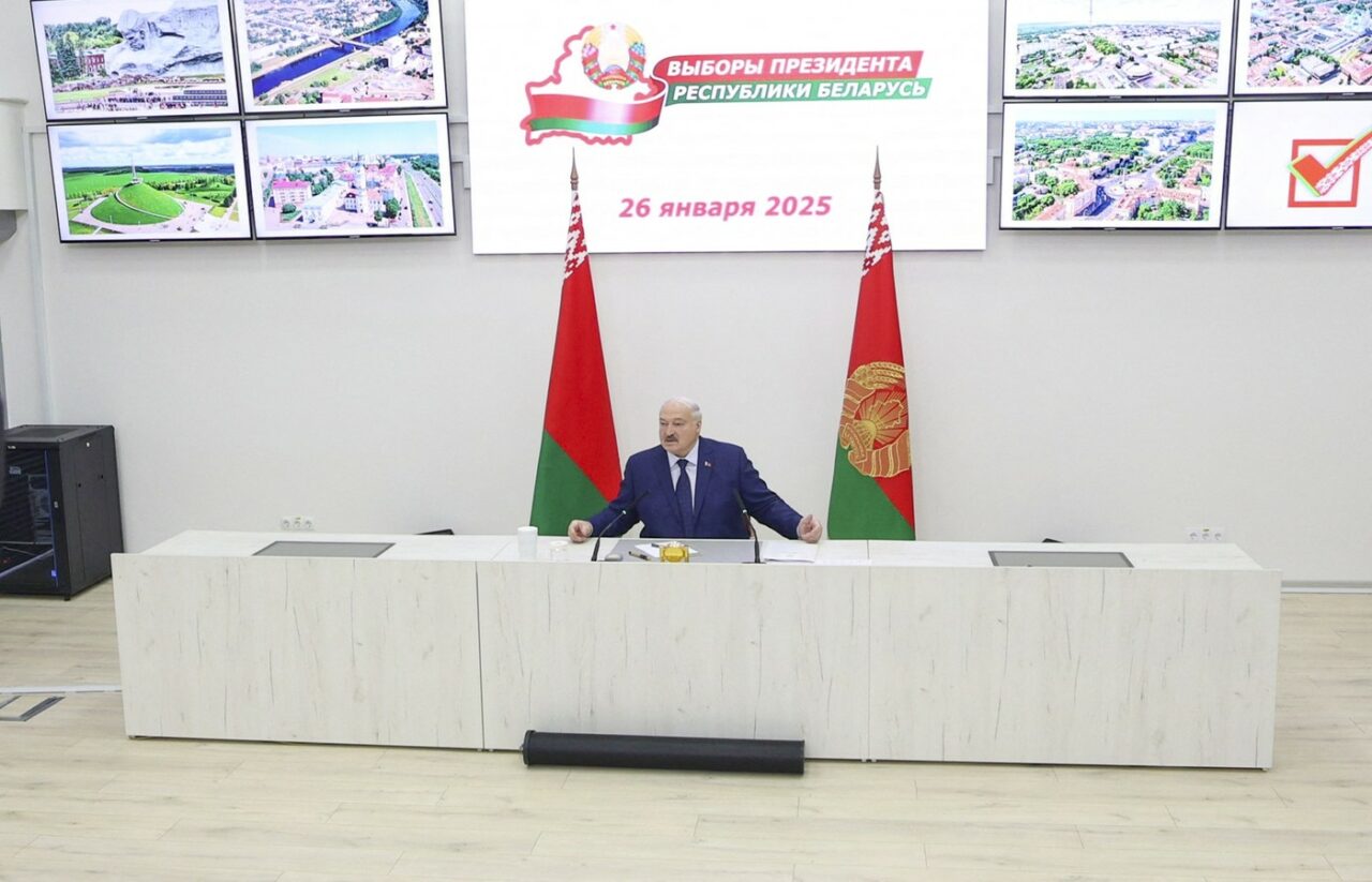Marea Britanie sancționează oficialii din BELARUS și condamnă alegerile „false”