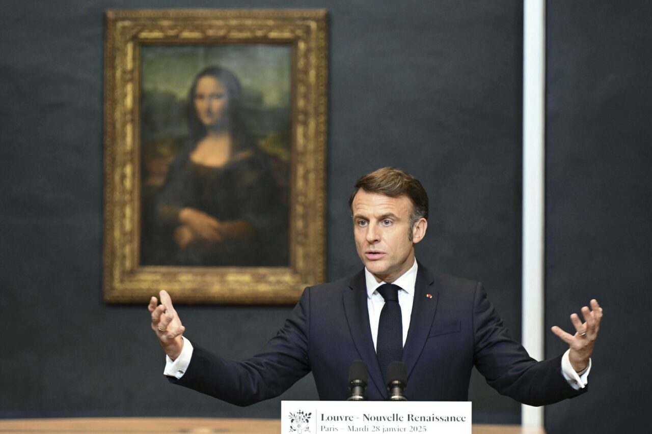 Emmanuel MACRON anunță restaurarea Muzeului Luvru/ ”Mona Lisa” va fi ”accesibilă independent de restul muzeului”