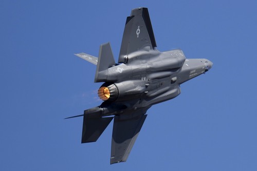 Un F-35 s-a PRĂBUȘIT în timpul unui exercițiu de antrenament, în Alaska