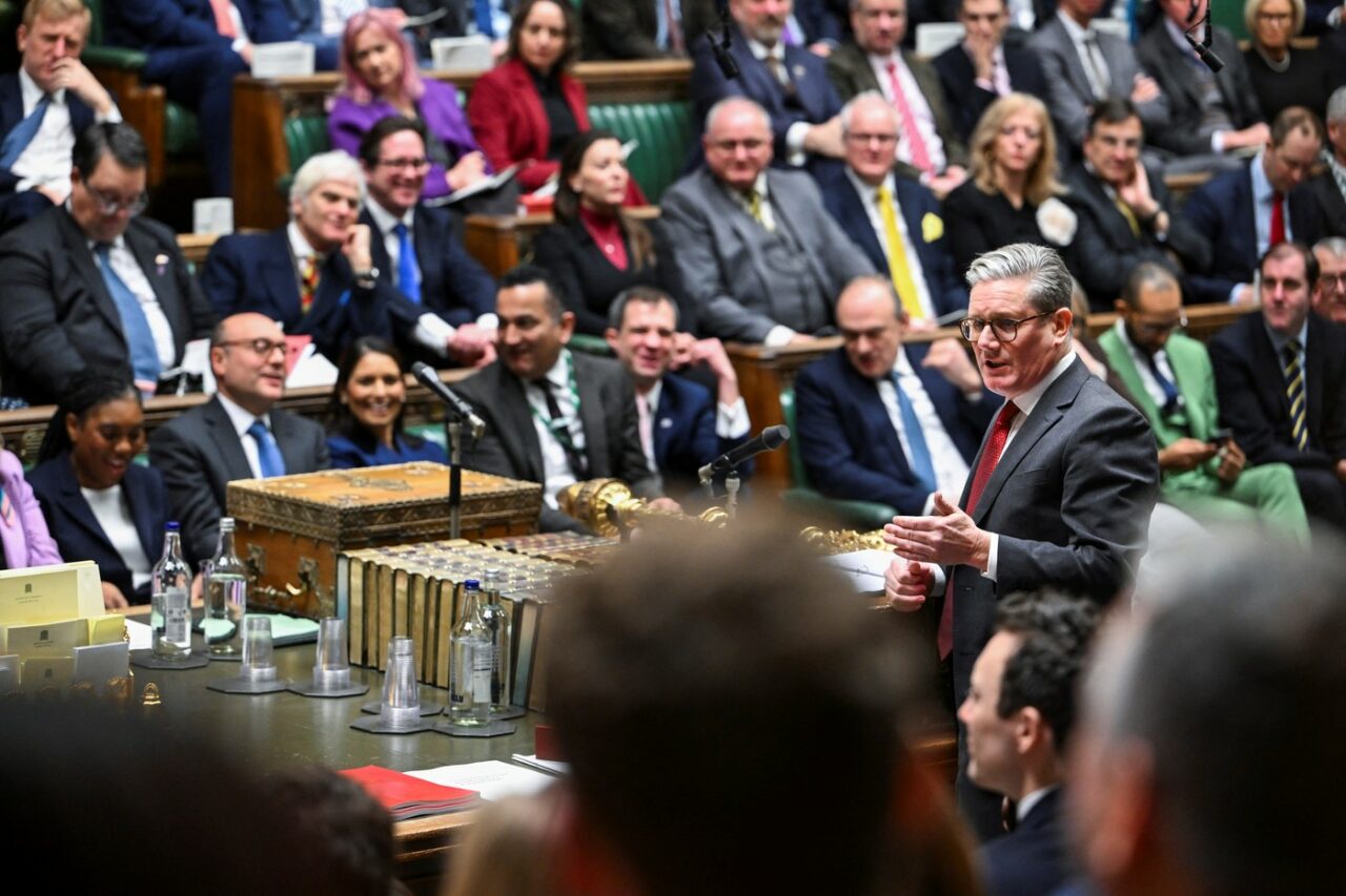 Marea Britanie va menține INTERDICȚIA pentru solicitanții de azil, care pretind măsuri de protecție pentru sclavie modernă