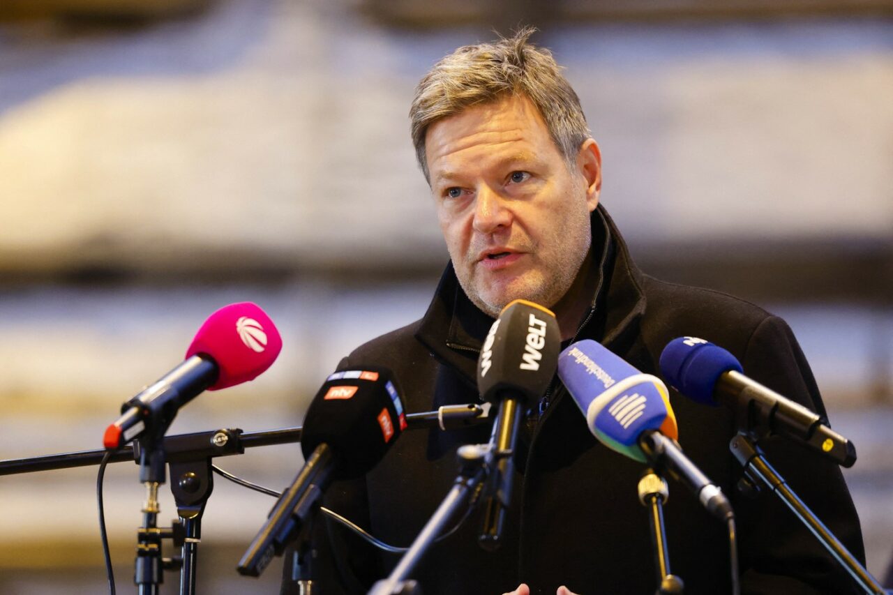 Robert Habeck, vicecancelarul Germaniei: ”Jos mâinile de pe democraţia noastră, domnule Musk!”