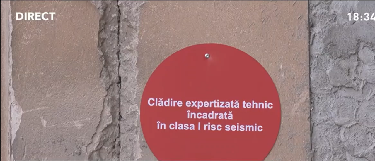 Unul dintre cele mai mari blocuri din Capitală, încadrat în categoria de risc seismic 1, trebuie consolidat URGENT. Locatarii sunt disperați