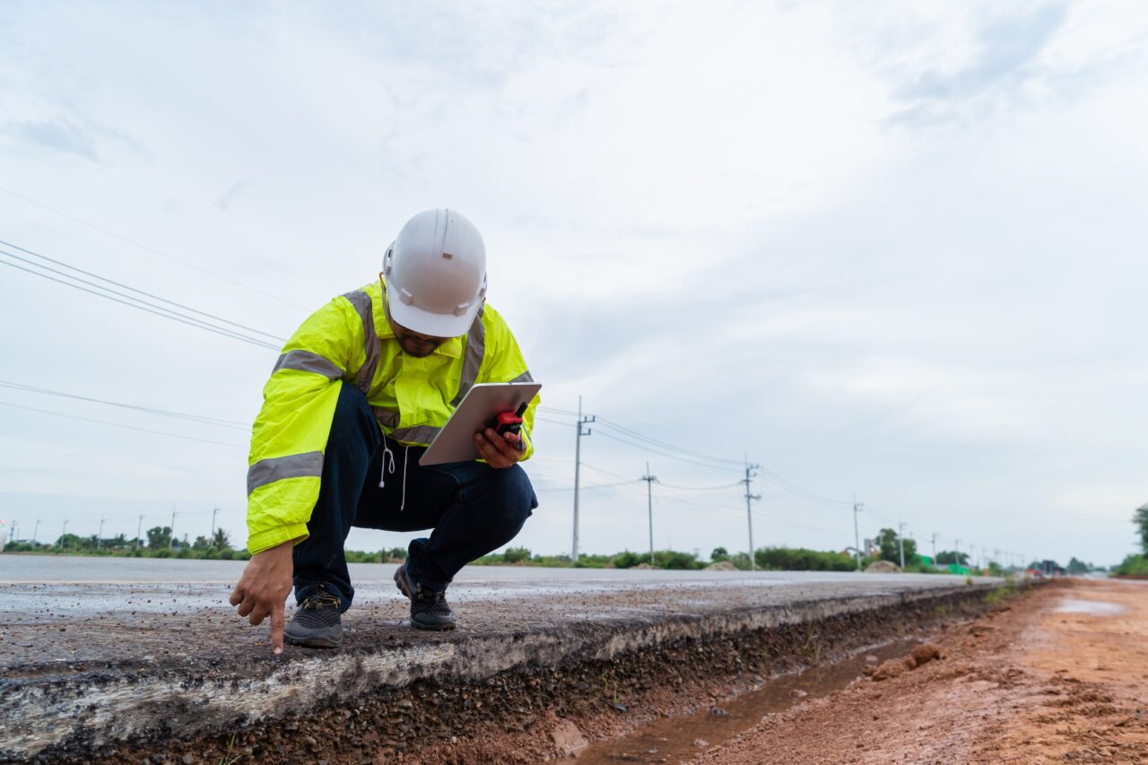 Un tronson de autostradă va fi DEMOLAT în Ungaria, după greșelile de construcție făcute de un gigant austriac! Pierderi de până la 12 milioane de euro