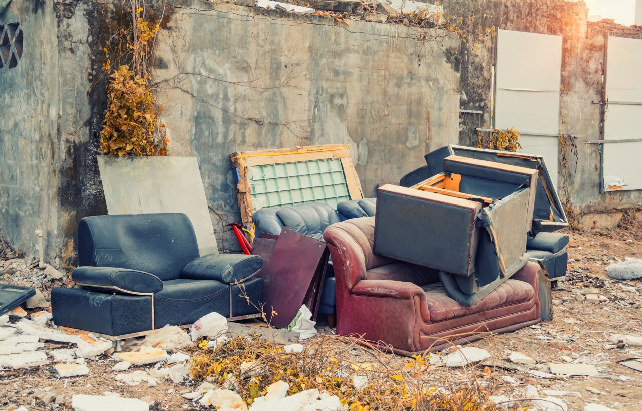 SALUBRIZARE Sector 5: Ce trebuie să știți despre reciclarea canapelei uzate (P)