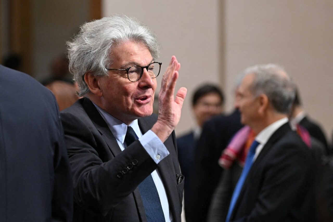 Thierry Breton vs Elon Musk, serial pe X. Postările fake ale miliardarului american despre anularea alegerilor din România, în centrul disputei