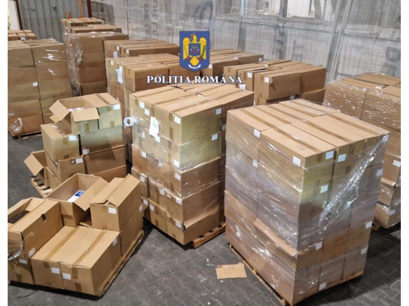 CAPTURĂ uriașă în Portul Constanța! A fost descoperit un container cu peste cinci milioane de ţigarete de contrabandă / Valoarea încărcăturii