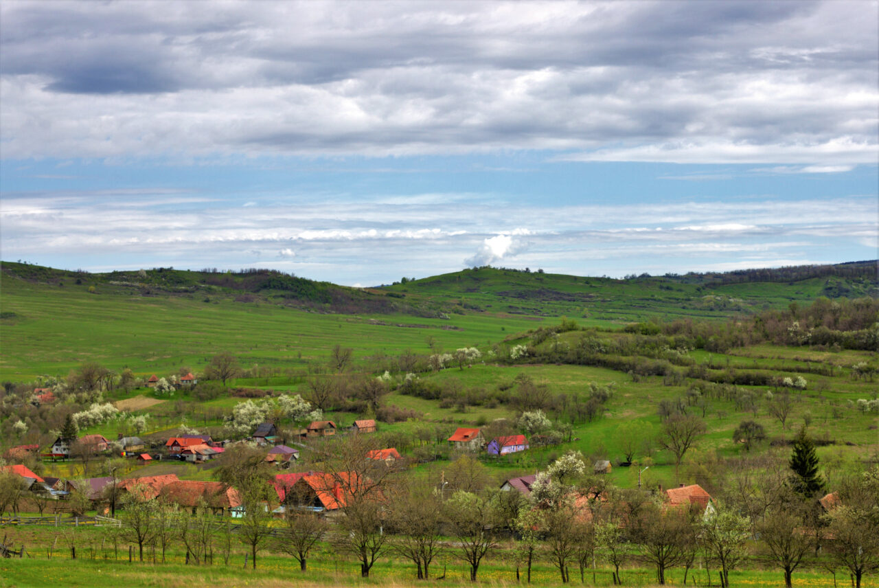 Satul din Transilvania în care o proprietate se vinde cu 495.000 de euro: „Suntem departe de oraș. Capătul lumii”