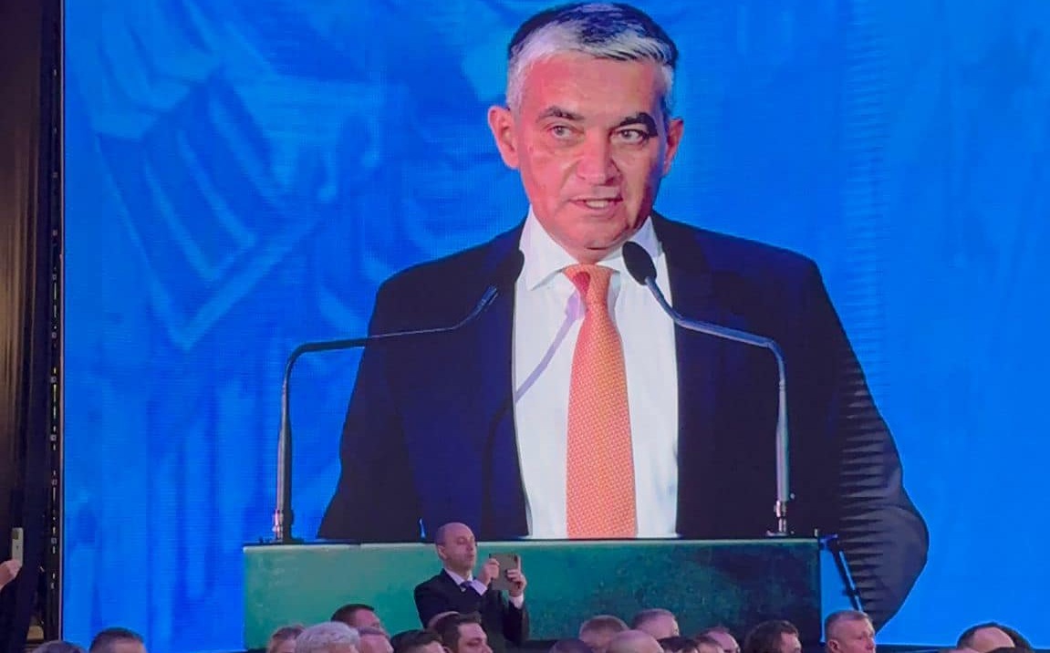 Dosarul primarului din Sinaia/Anchetatorii francezi ar fi furnizat procurorilor DNA informații despre castelul și afacerile lui Vlad Oprea/ Castelul ar putea fi pus sub sechestru