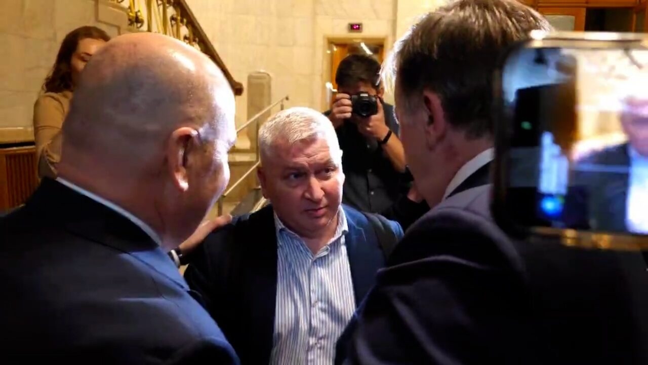Florin Roman, vot ÎMPOTRIVA lui Crin Antonescu. „Mă așteptam să vă cereți scuze față de PNL”