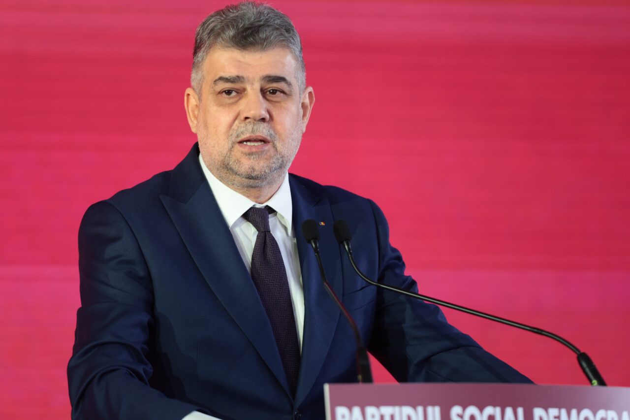 Marcel Ciolacu ia exemplul lui Elon Musk. DESFIINȚEAZĂ 1.800 de posturi de funcționari: „Reducem numărul de angajați și tăiem funcții de demnitari”