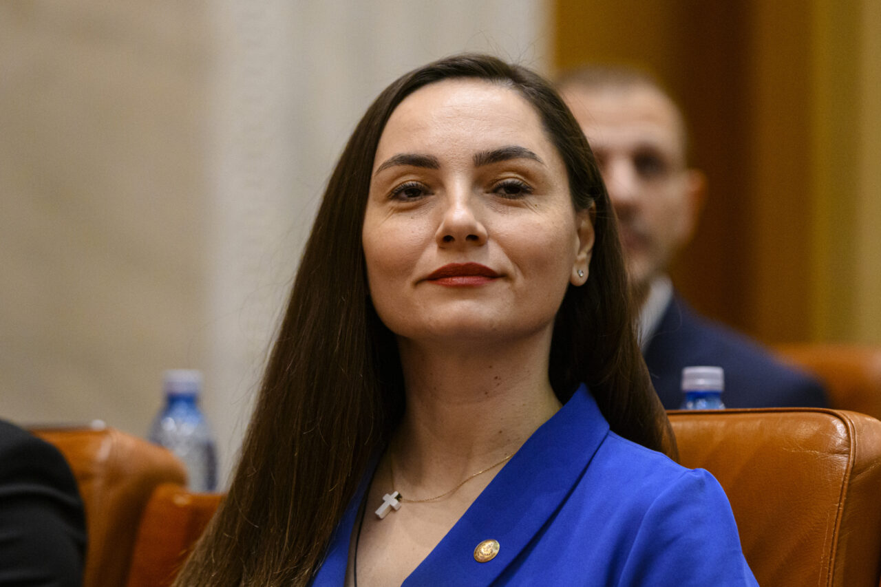 REACȚIA POT la declarațiile lui J.D. Vance. „Cerem OUG pentru organizarea turului doi pe 2 martie”