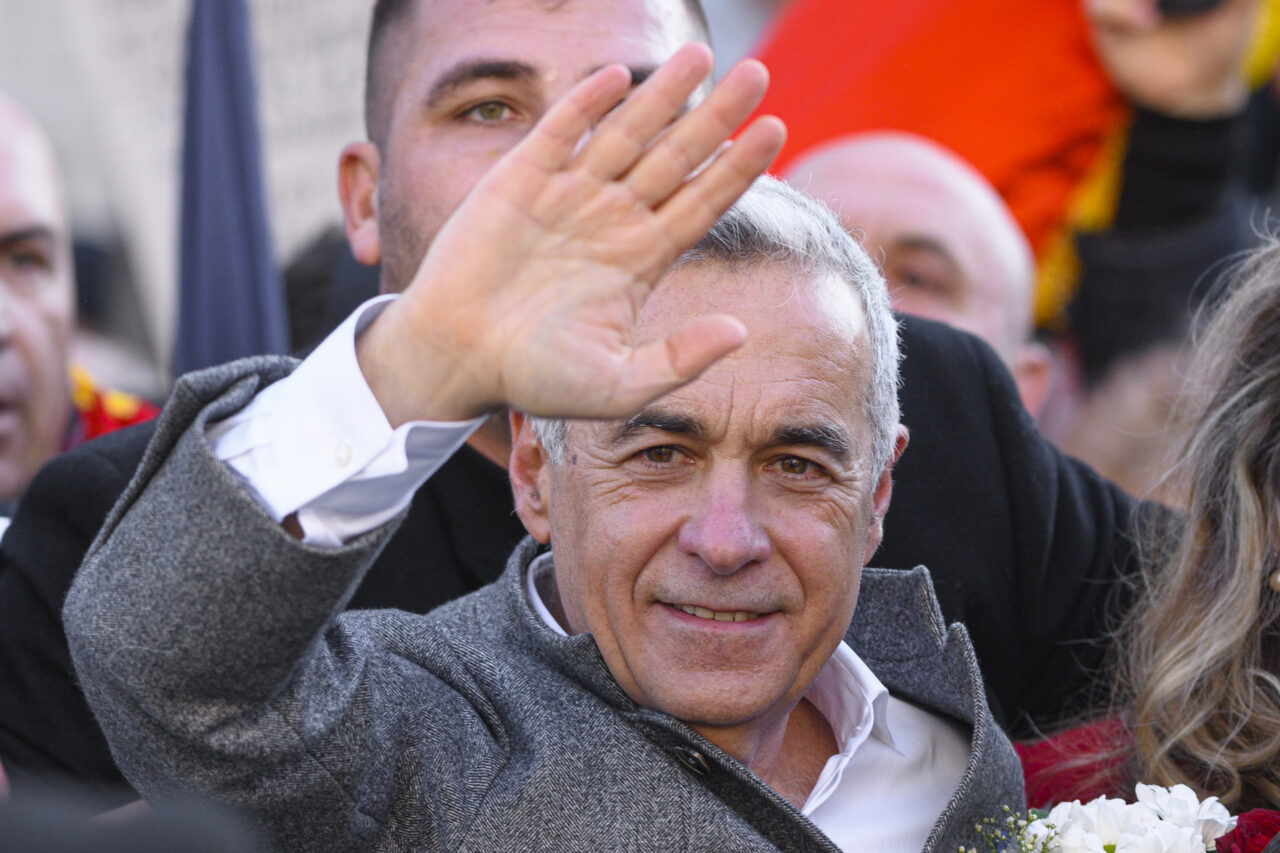 Percheziții la șeful de campanie al lui Călin GEORGESCU. Fostul candidat îl acuză pe ministrul Predoiu de „abuz”