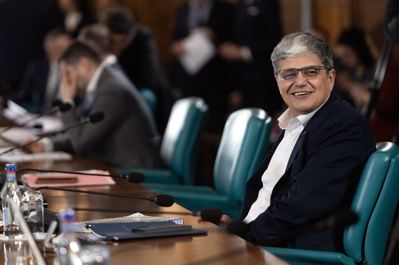 Marcel Boloș prezintă proiectele-cheie de INVESTIȚII din fonduri europene / Reprezentanții Comisiei Europene vin în România