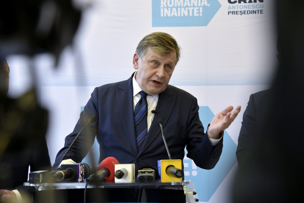 Sorin Grindeanu, argumente-cheie pentru susținerea lui Crin Antonescu: „Nu vedem români dornici să meargă la Moscova, aleg țările Schengen”