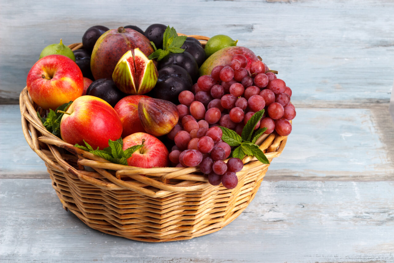Acest FRUCT diminuează senzația de dulce și te ajută să slăbești. Este o sursă bogată de fibre și vitamine
