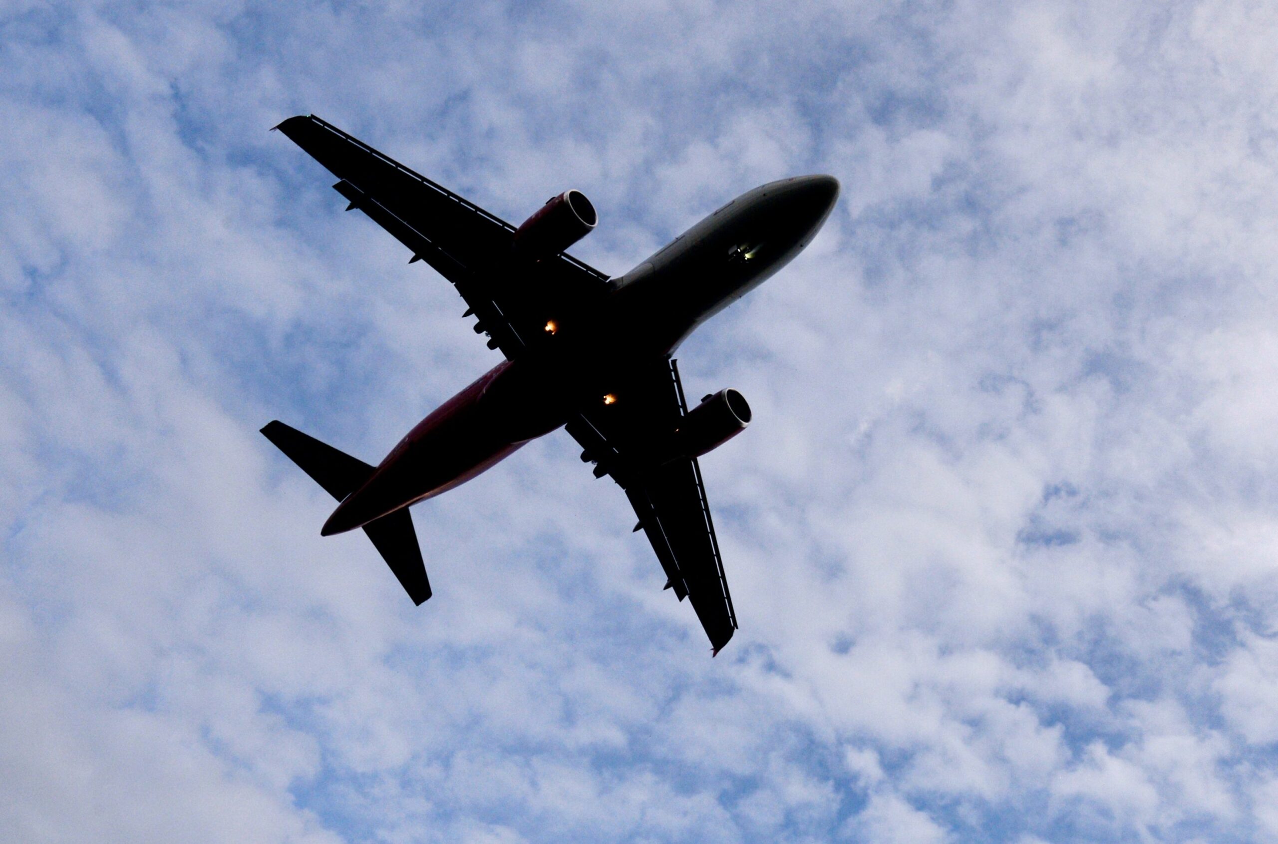 MOTIVUL pentru care un avion a fost oprit pe pista aeroportului din Milano, cu doar c&acirc;teva secunde &icirc;nainte de decolare