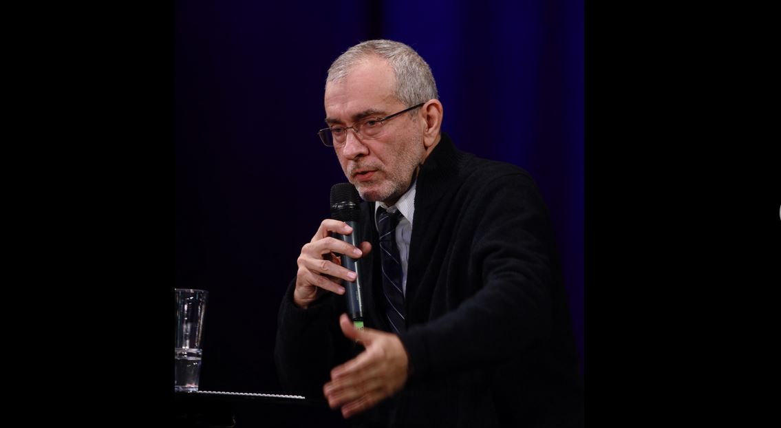 Paul Dragoș Aligică, membru al Academiei Române: „Practica de a împărți societatea românească în două tabere e un modus operandi al Centralei”