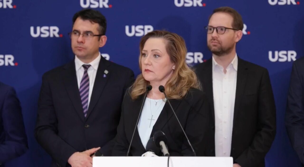 EXCLUSIV | USR ignoră instanța și o sabotează în continuare pe Elena Lasconi. Pe 5 mai ar urma să fie demisă de la șefia partidului