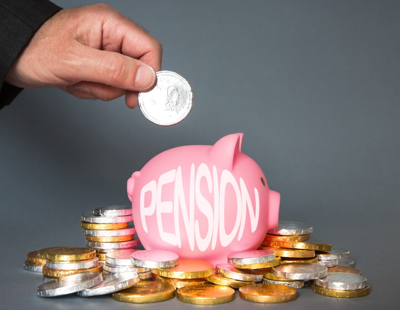 Cine sunt românii care vor primi a 13-a pensie în 2025. Suma care va fi acordată