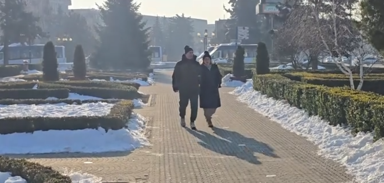 Gerul a cuprins țara: temperaturi NEGATIVE și primele victime ale frigului, în Prahova