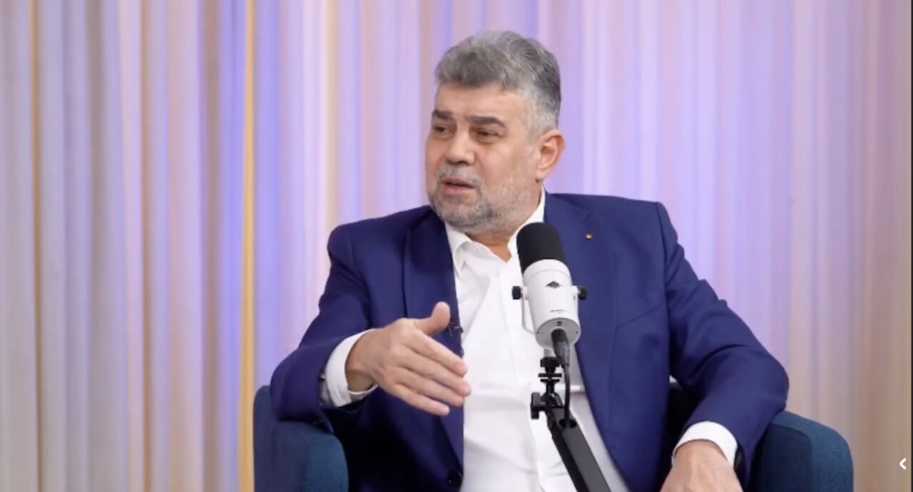 Ciolacu, despre puloverul care ar fi costat mii de euro: „Normal că nu costă atât” / „Nici nu îmi place, dar e călduros”