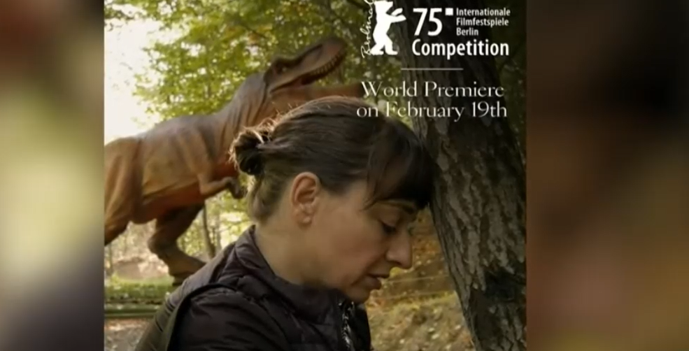 „Kontinental 25”, cel mai nou film al regizorului Radu Jude, SELECTAT în competiția Festivalului de la Berlin. Pelicula e realizată cu telefonul mobil