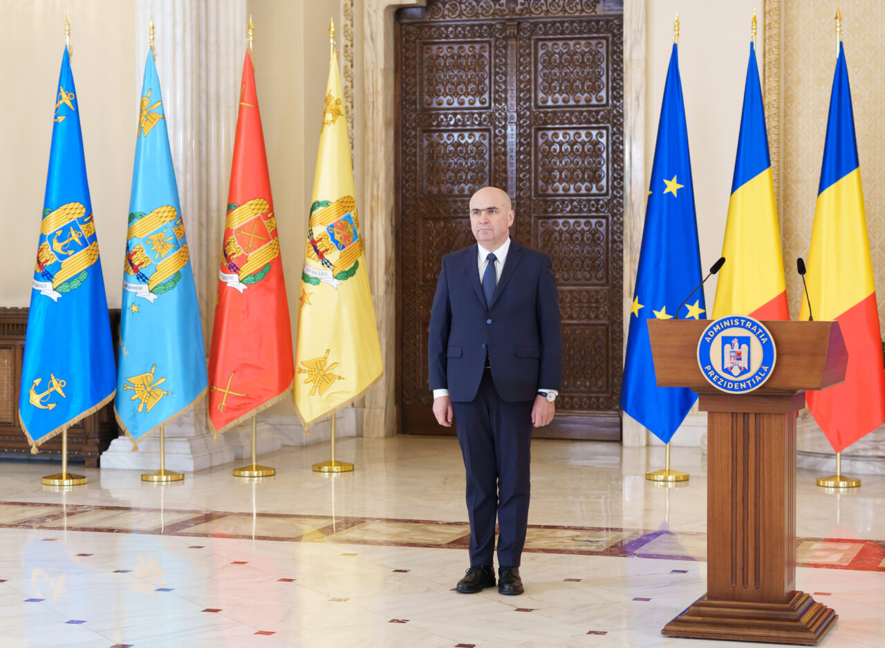 Ilie Bolojan, de Ziua Dezrobirii Romilor: „Au fost supuși, timp îndelungat, umilințelor, DISCRIMINĂRII și unei vieți lipsite de demnitate”