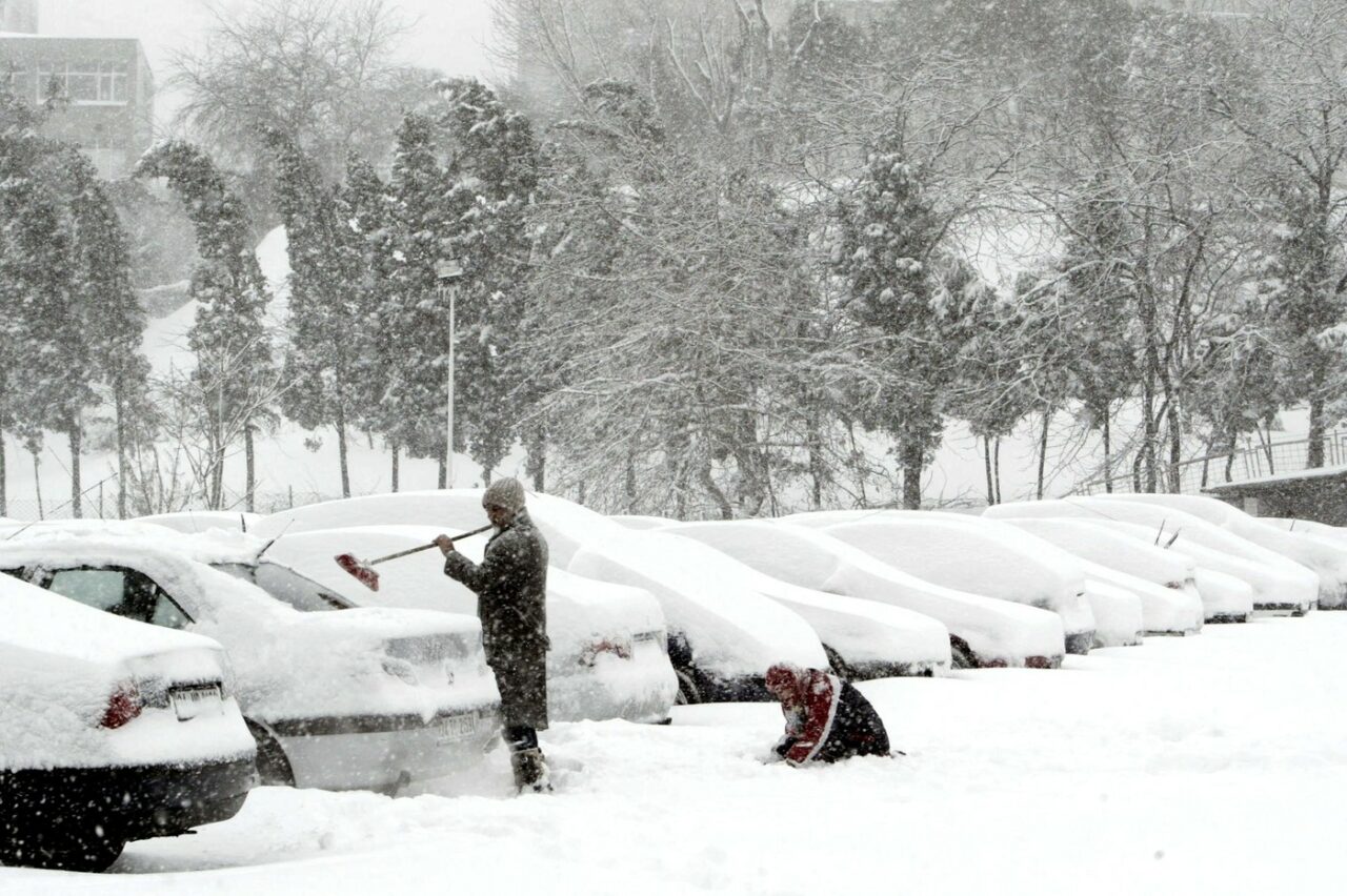 TURCIA, paralizată de o furtună de zăpadă. Drumuri blocate și școli închise din cauza temperaturilor scăzute