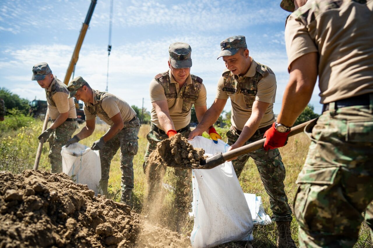 MApN: Au fost semnalate, prin apel la serviciul 112, posibile fragmente de dronă în proximitatea frontierei Giurgiulești