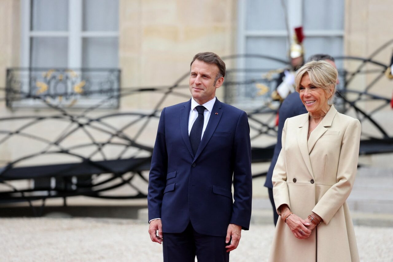 Macron face o vizită la Lisabona pentru a discuta despre „problemele esențiale ” ale securității EUROPENE, în contextul negocierilor din Ucraina