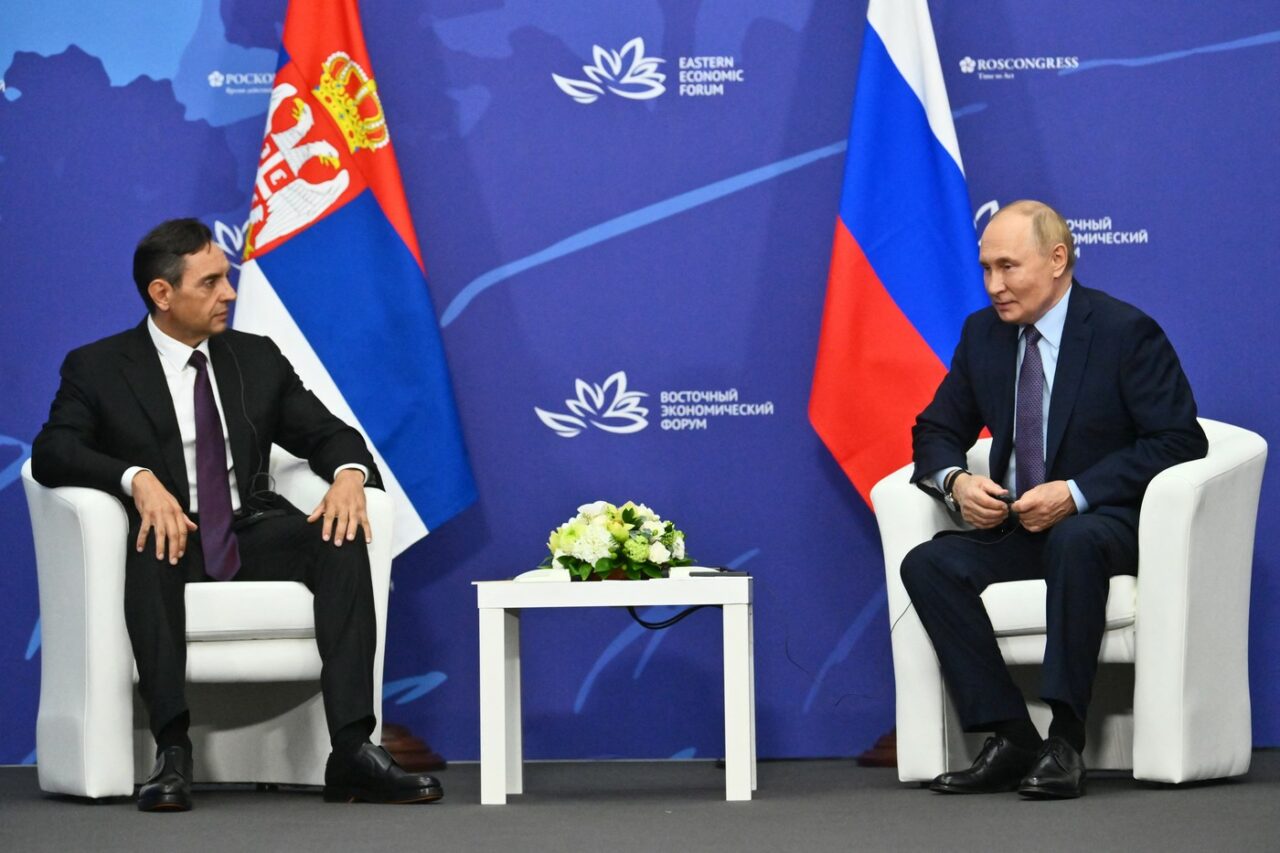 Vicepremierul sârb acuză OCCIDENTUL că încearcă să destabilizeze Serbia, după o întâlnire cu șeful spionajului rus