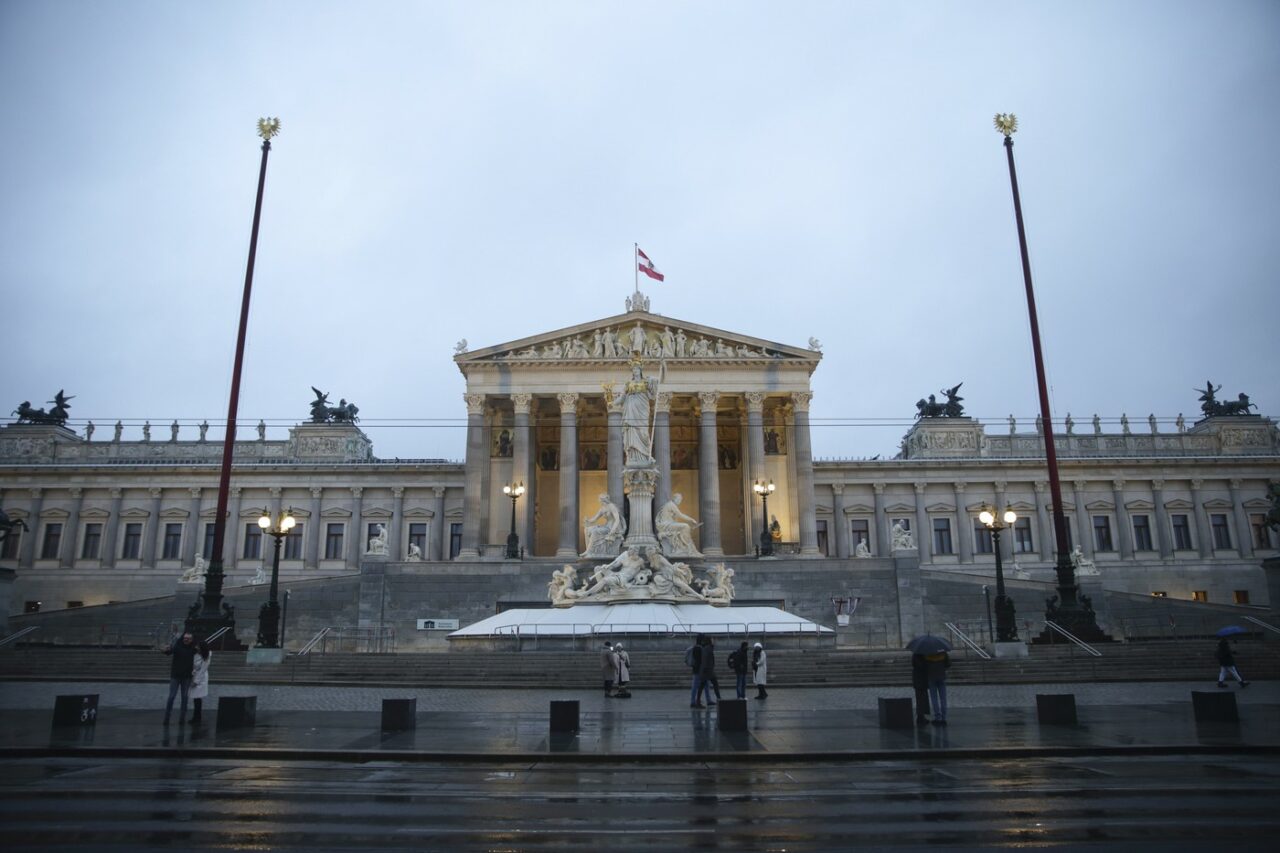 Austria: Partidele de centru se îndreaptă către un acord de coaliție care NU ar include extremă-dreapta