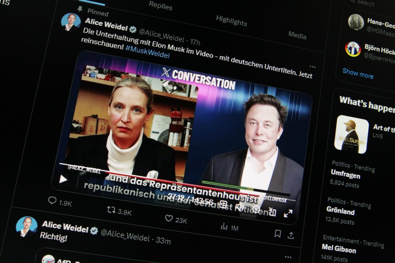 Activiștii germani au dat în judecată platforma X a lui Elon Musk pentru că nu le-a permis să monitorizeze DEZINFORMAREA online