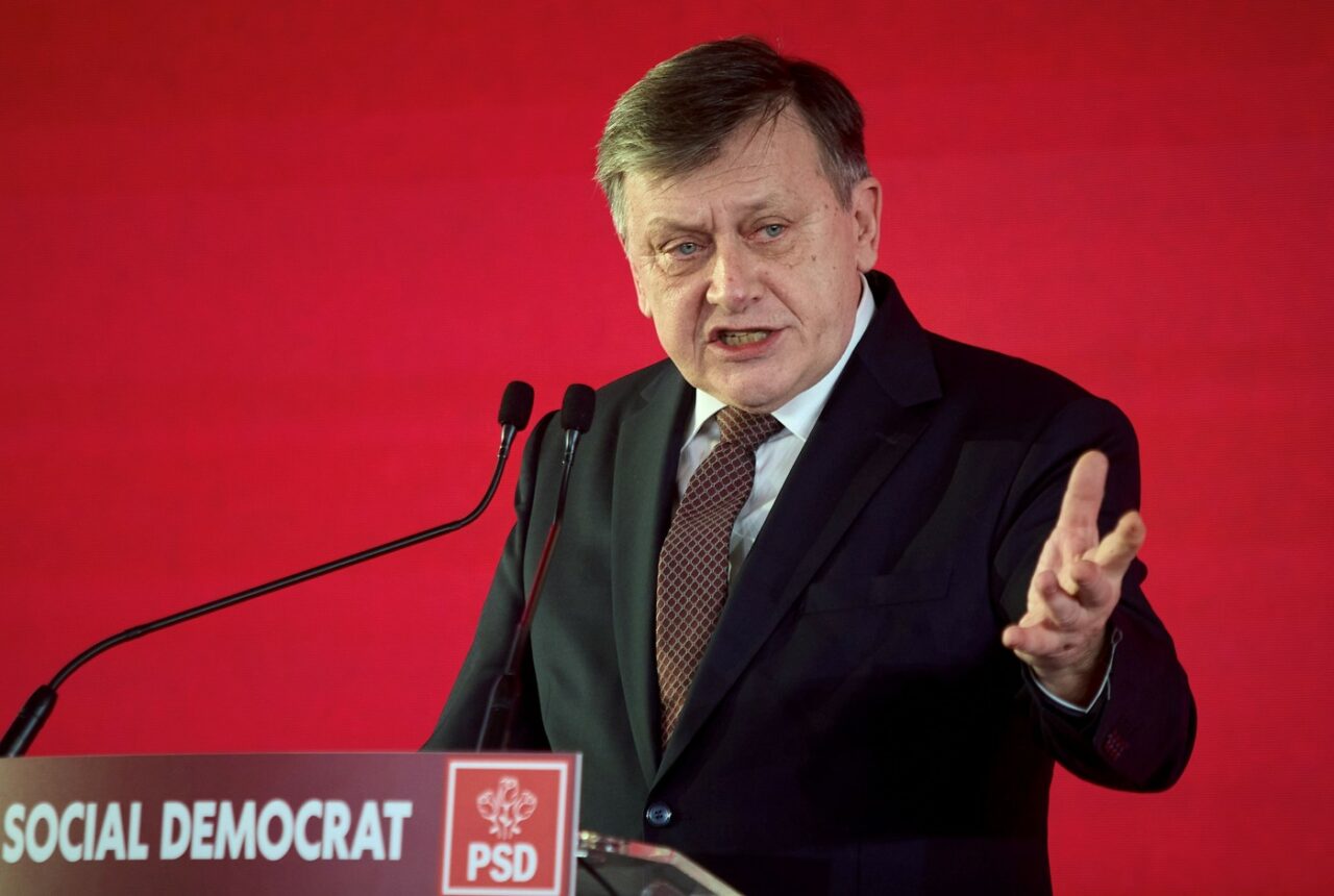 Crin Antonescu: Nu trimit trupe în Ucraina, trebuie să le țin pentru apărarea țării mele