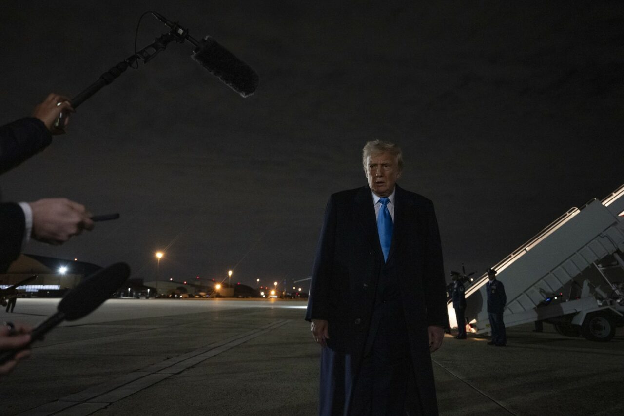 TRUMP confirmă amânarea aplicării tarifelor contra Mexicului /Washingtonul anunță negocieri comerciale intense