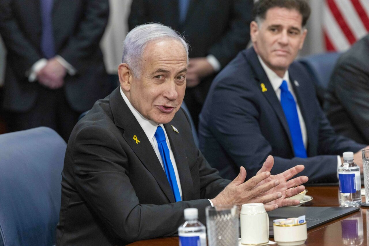 Netanyahu: Planul lui TRUMP pentru Gaza, „o idee remarcabilă”/IDF, instruit să elaboreze un plan pentru „plecarea VOLUNTARĂ” a rezidenților din Gaza