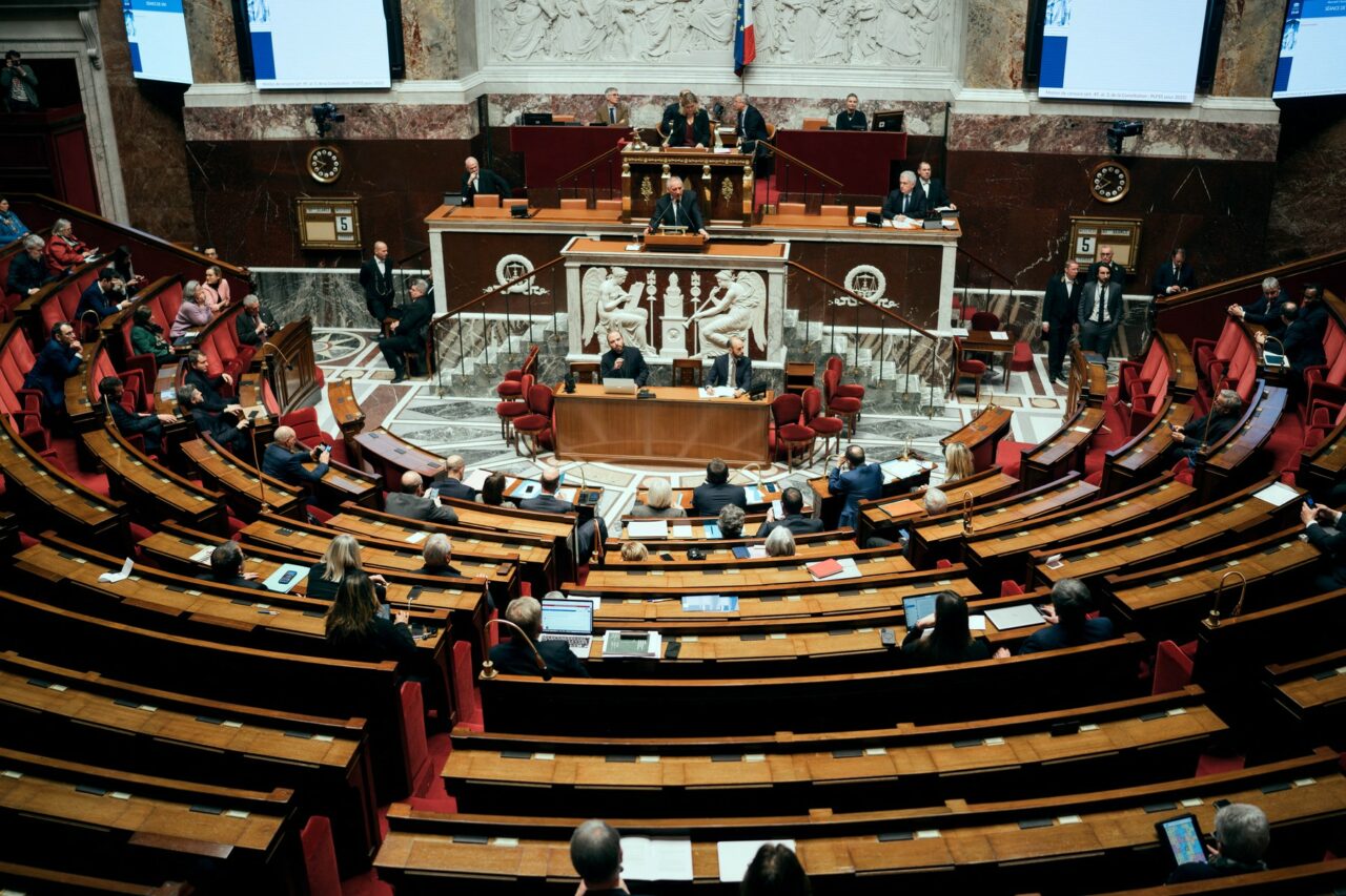 Proiectul de buget de stat al Franței pentru 2025, ADOPTAT după un vot final al Senatului